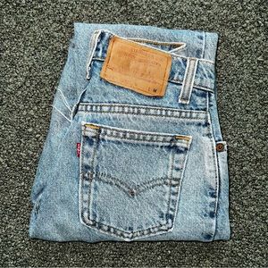 Levi’s Slim Fit Tapered Leg Jean